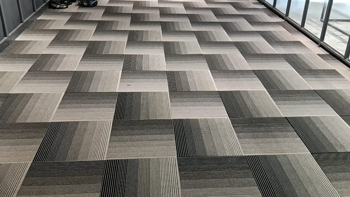 Polypropylene carpet tiles for commercial applications