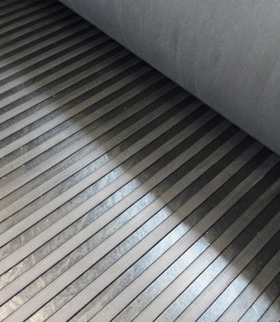 Anti-skid rubber rolls